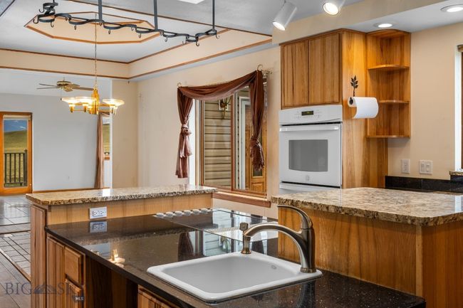 6385 Mt Highway 41, House other with 5 bedrooms, 4 bathrooms and null parking in Whitehall MT | Image 15