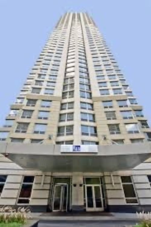 3209-440 Wabash Ave, Chicago, IL, 60611-7675 | Card Image