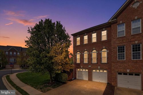 43114 Royal Fern Ter, BROADLANDS, VA, 20148-4572 | Card Image