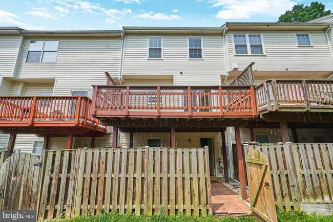 6362 Dakine Cir, Townhouse with 3 bedrooms, 4 bathrooms and null parking in SPRINGFIELD VA | Image 42