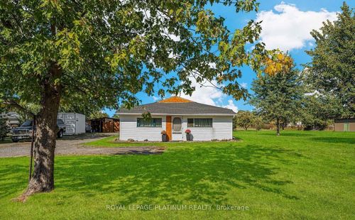 4546 Sherkston Rd, Sherkston, ON, L0S1R0 | Card Image