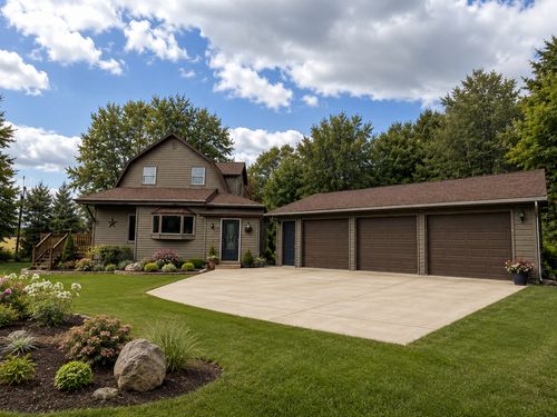 91224 510th Ave, Windom, MN, 56101-4070 | Card Image