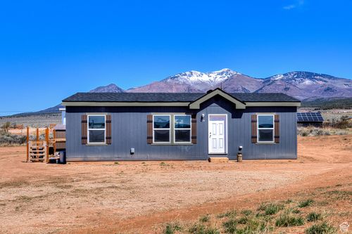 2-17 S Green Haven Rd, La Sal, UT, 84530 | Card Image
