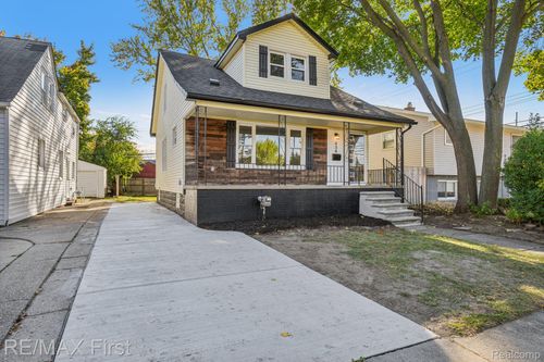 434 Jewell St, Ferndale, MI, 48220-2557 | Card Image