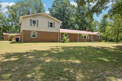 109 S Hummingbird Ln, Dickson, TN, 37055-2246 | Card Image