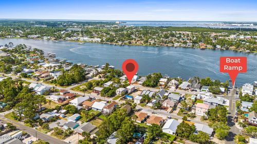 5929 S Lagoon Dr, Panama City, FL, 32408-6421 | Card Image