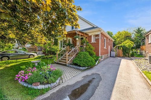 101 Erin Ave, Hamilton, ON, L8K4W1 | Card Image