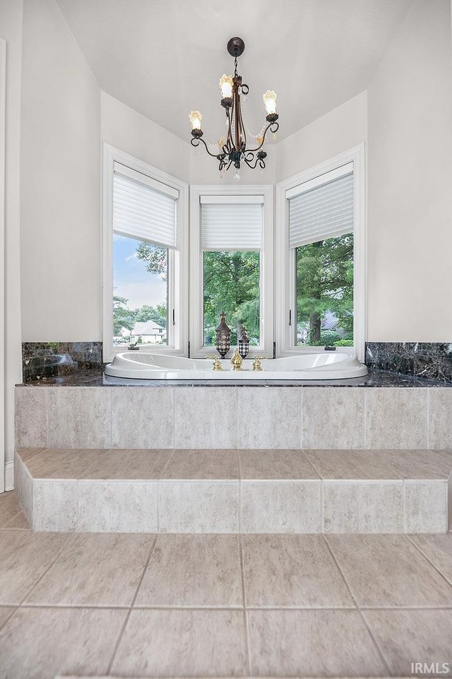 58897 River Forest Dr, House other with 4 bedrooms, 6 bathrooms and null parking in Goshen IN | Image 18