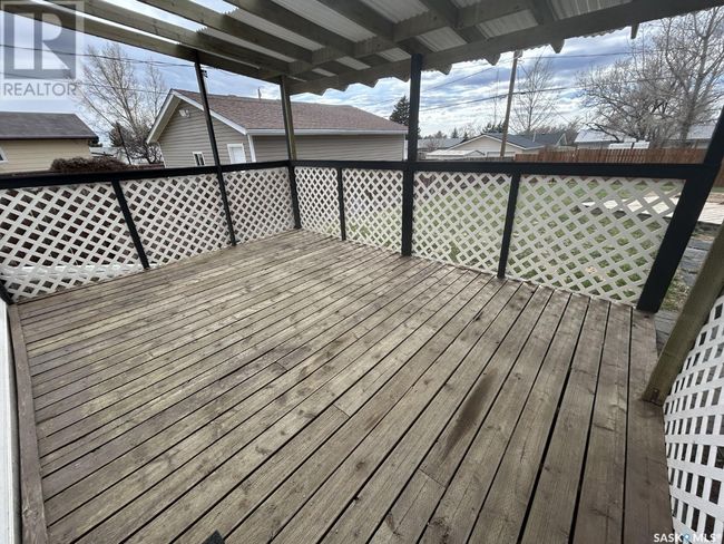 142 3rd St W, House other with 5 bedrooms, 2 bathrooms and null parking in Coronach SK | Image 33