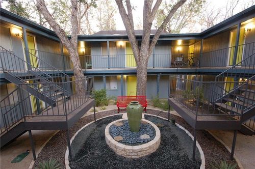 apt-102-4209 Avenue B, Austin, TX, 78751-4234 | Card Image