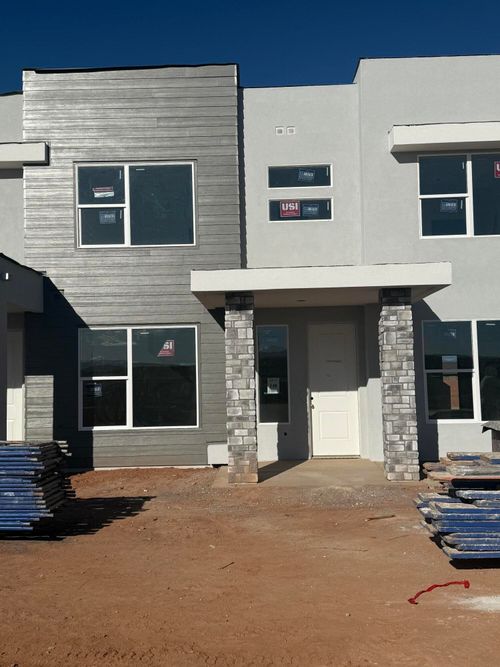 1042 E Malibu Lane, Washington, UT, 84780 | Card Image