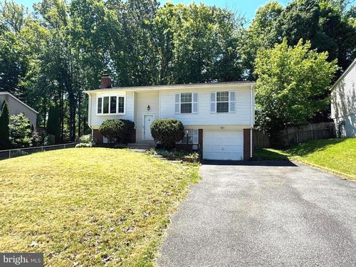 5597 Shannon Ct, WOODBRIDGE, VA, 22193-3511 | Card Image