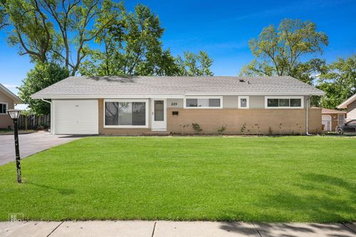225 Bode Rd, Hoffman Estates, IL, 60169-3216 | Card Image