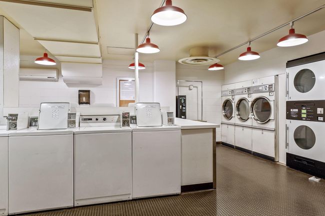 Clean Laundry Facility | Image 37