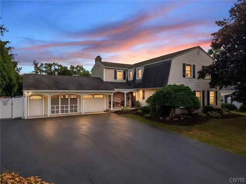 9 Forester Rd, Liverpool, NY, 13090-2415 | Card Image