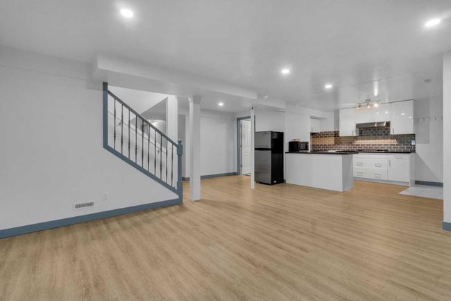 44 Rainbow Falls, House other with 5 bedrooms, 4 bathrooms and 6 parking in Chestermere AB | Image 35