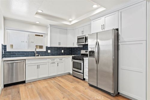 unit-131-21535 Erwin St, Woodland Hills, CA, 91367-2444 | Card Image