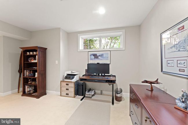 18985 Coreopsis Ter, Townhouse with 3 bedrooms, 4 bathrooms and null parking in LEESBURG VA | Image 65