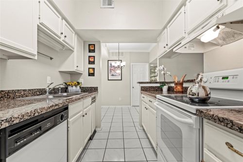 apt-30-2425 Augusta Dr, Houston, TX, 77057-4909 | Card Image