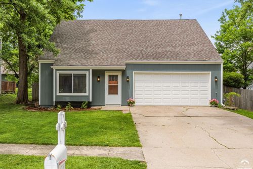 213 Deerfield Ln, Lawrence, KS, 66049-1817 | Card Image