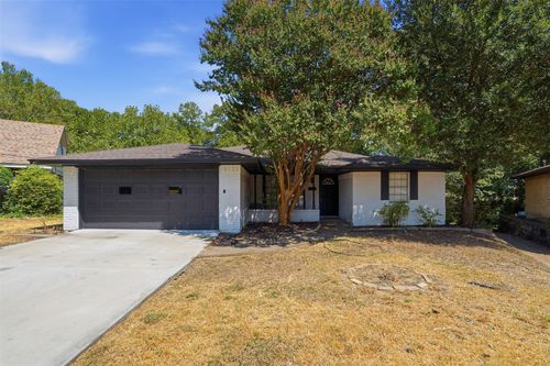 439 Shorewood Dr, Duncanville, TX, 75116-3801 | Card Image
