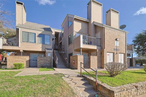 213-9817 Walnut St, Dallas, TX, 75243-8860 | Card Image
