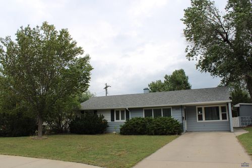 509 Robbins Dr, Rapid City, SD, 57701-5612 | Card Image