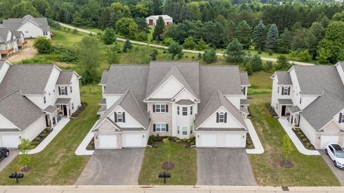 1820 Horseshoe Ln, Slinger, WI, 53086-1210 | Card Image