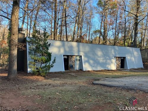 425 Rustwood Dr, Athens, GA, 30606-1147 | Card Image