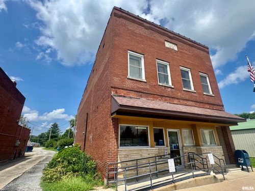 606 N Main St, Woodlawn, IL, 62898-1156 | Card Image