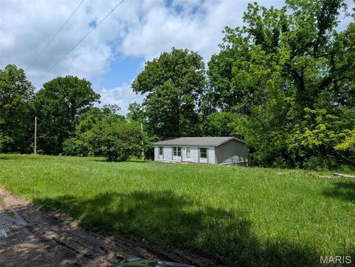 8639 Rock Rd, Dittmer, MO, 63023-2207 | Card Image
