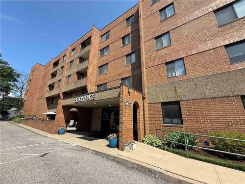 apt-403-5715 Beacon St, Pittsburgh, PA, 15217-2080 | Card Image