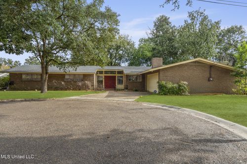 4 Chimney Cross, Long Beach, MS, 39560-6313 | Card Image