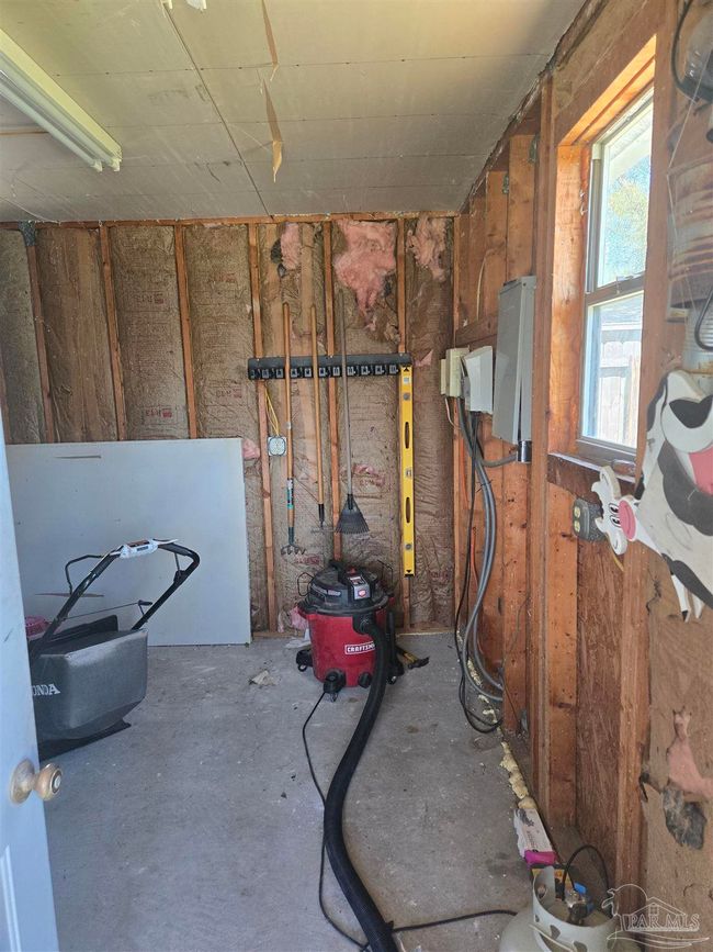 3285 Fairview Ave, House other with 4 bedrooms, 2 bathrooms and 4 parking in Crestview FL | Image 31