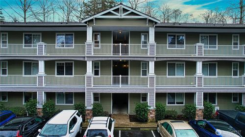 apt-e103-12712 Admiralty Way, Everett, WA, 98204-8020 | Card Image