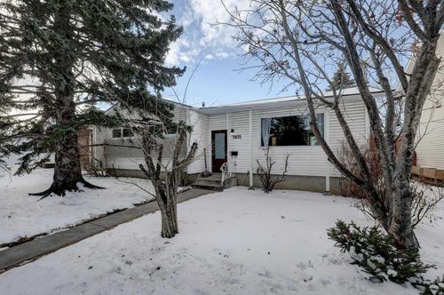 3835 Varsity Dr Nw, Calgary, AB, T3A0Z3 | Card Image