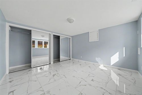 635 E Lincoln Ave, Mount Vernon, NY, 10552-3812 | Card Image