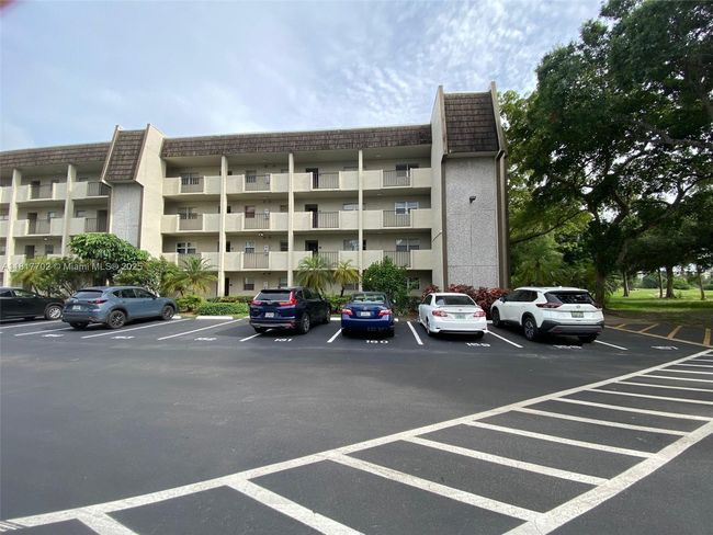 APT-115 - 6200 Nw 44 Th St, Condo with 2 bedrooms, 2 bathrooms and null parking in Lauderhill FL | Image 35