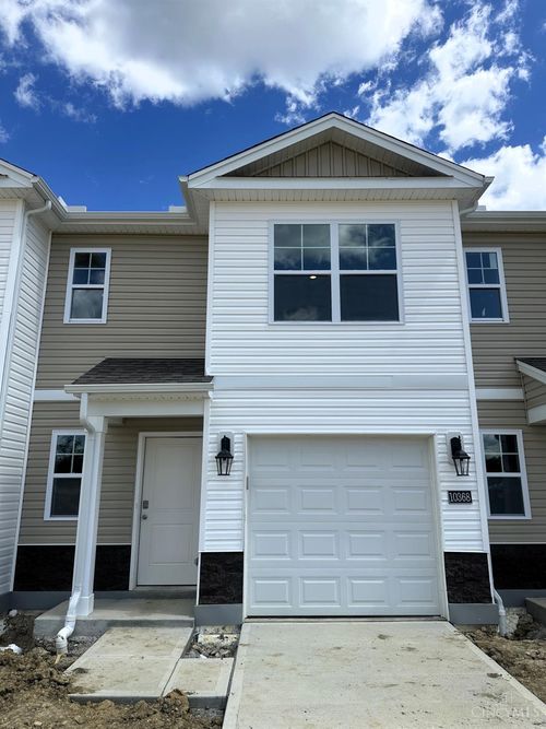 10368 Mae Court, Colerain Twp, OH, 45251 | Card Image