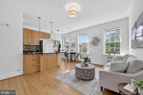 400-2707 Adams Mill Rd Nw, WASHINGTON, DC, 20009-2115 | Card Image