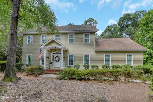 901 Saltwood Ln, Wilmington, NC, 28411-7670 | Card Image