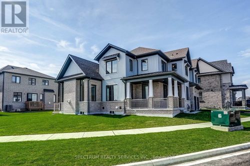 22 Eccleston Street, Brantford, ON, N3T0X4 | Card Image