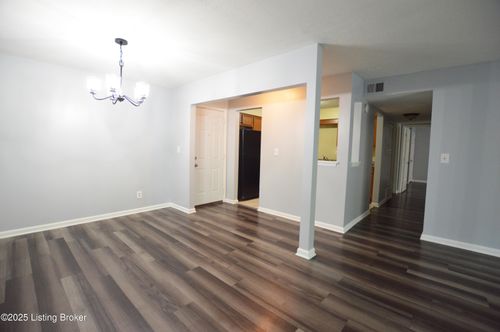 404 La Fontenay Ct, Louisville, KY, 40223-3023 | Card Image