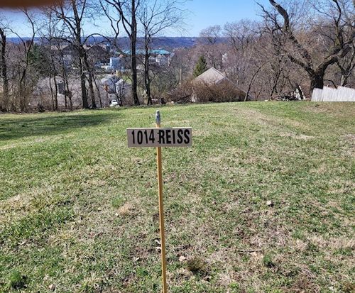 1014 Reiss St, Pittsburgh, PA, 15212-1561 | Card Image