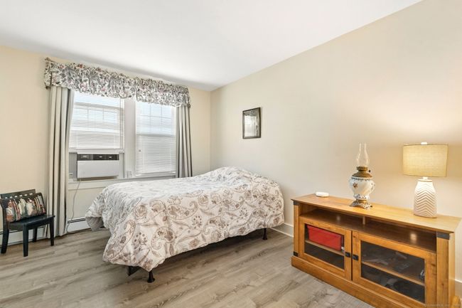 80 Josephine Evaristo Ave, Home with 6 bedrooms, 4 bathrooms and 4 parking in Greenwich CT | Image 19