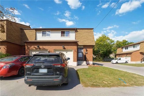 4-899 Stone Church Rd E, Hamilton, ON, L8W1B2 | Card Image