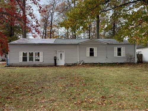 1798 E 337th St, Eastlake, OH, 44095-3917 | Card Image