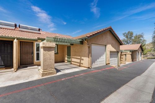 unit-d-10794 Jeanne Ter, Santee, CA, 92071-2884 | Card Image