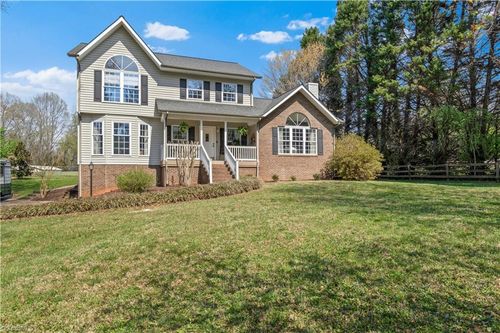 763 Country Club Road Ext, Wilkesboro, NC, 28697-8541 | Card Image