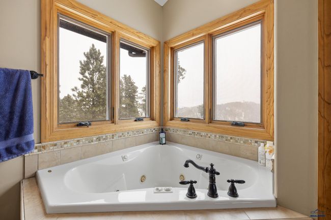 21156 Maine Rd, House other with 3 bedrooms, 4 bathrooms and null parking in Sturgis SD | Image 27